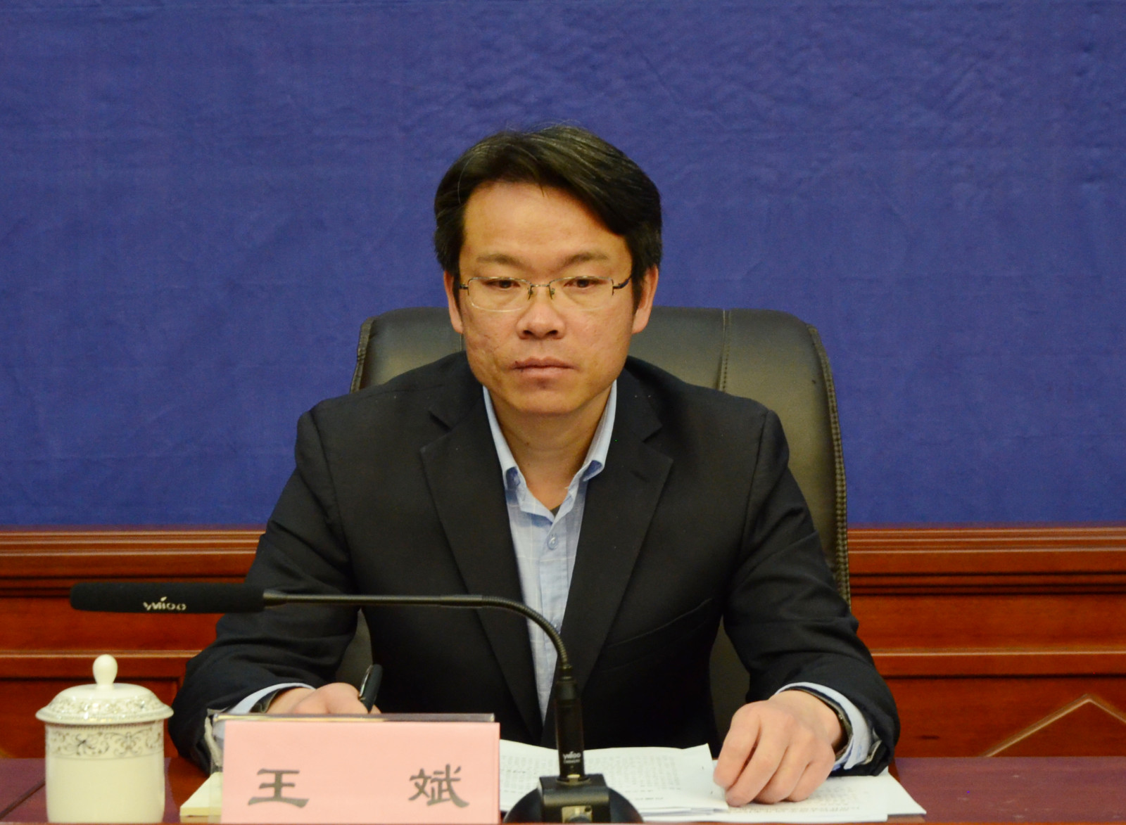 新聞發(fā)言人：拉薩市教育局黨組成員、副局長 王斌.JPG